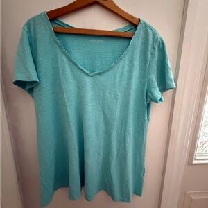 Eileen Fisher bright blue/teal v neck t shirt made from hemp and cotton. Size L.
